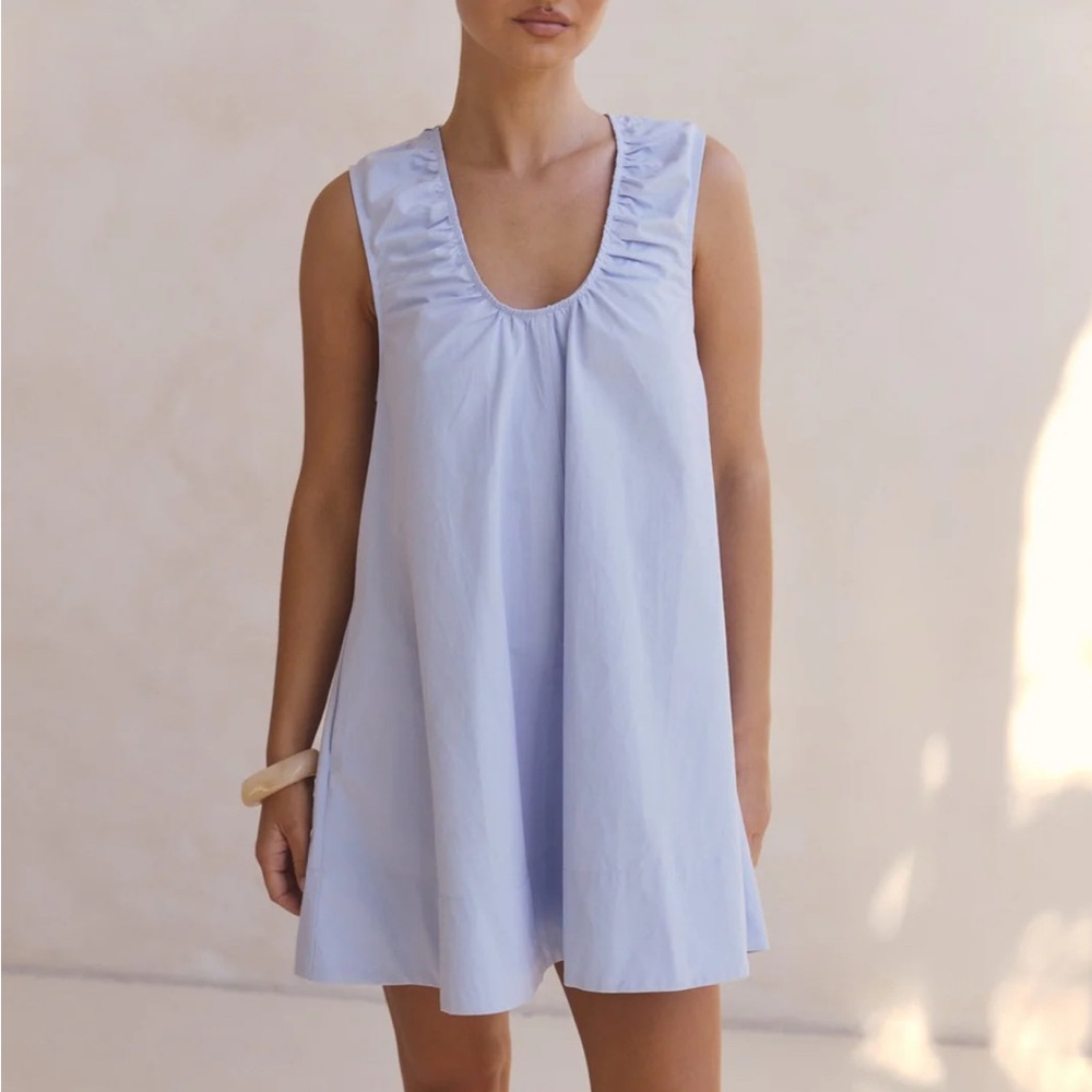 Light Blue Scoop Neck Sleeveless Dress
